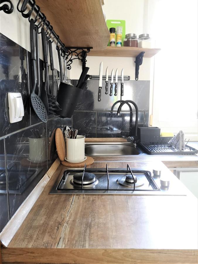 Apartmaji Prton โบเว็ก ภายนอก รูปภาพ
